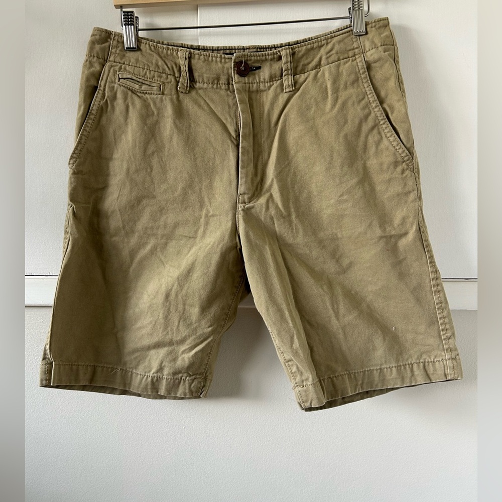 American Eagle Outfitters Men's Khaki Cargo Shorts